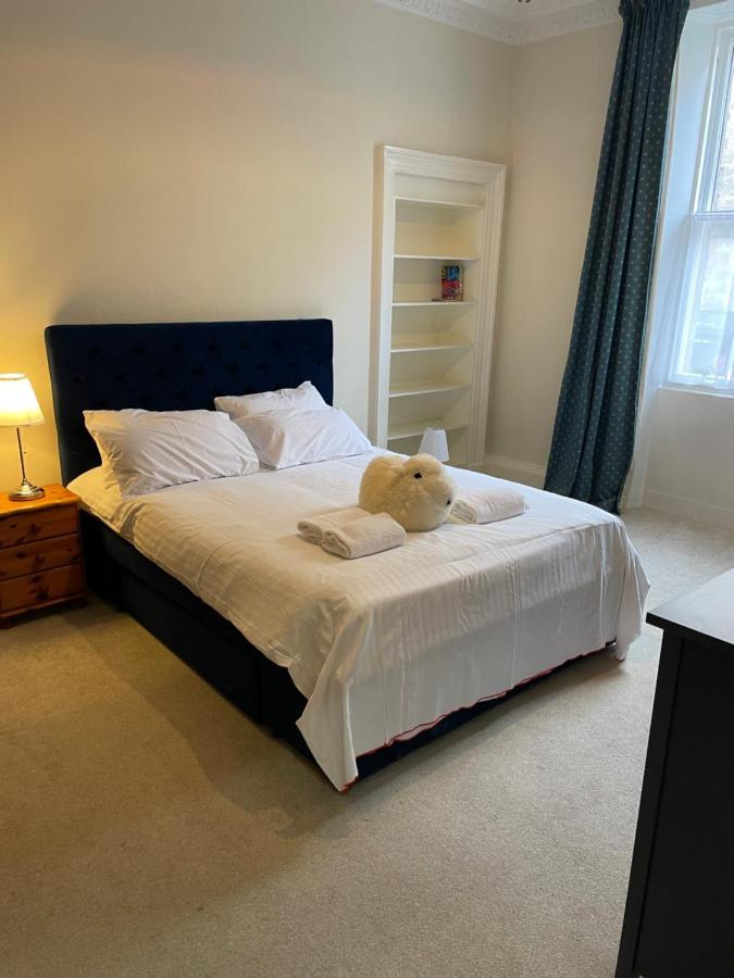 Fantastic Location 10 Mins To Princes Street- 15 To Royal Mile- Main Door-Patio Edimburgo Exterior foto